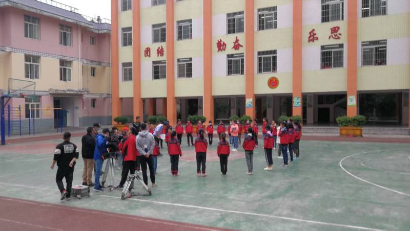 让产品 “动” 起来！优质平湖市产品视频拍摄公司是怎么炼成的？